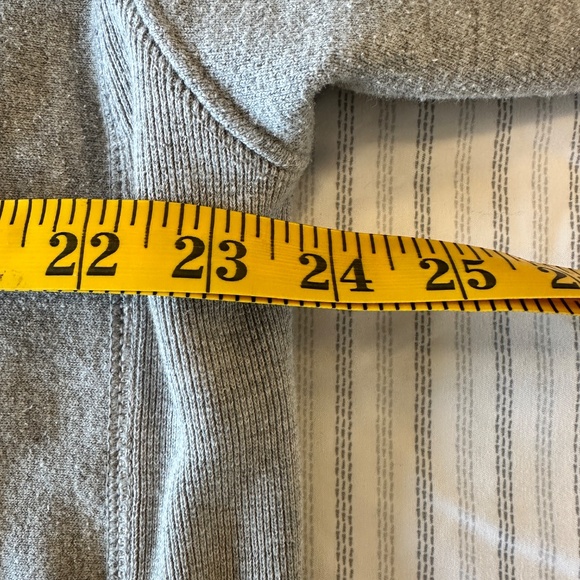 Champion Crewneck Pullover – L (Grey with Red/Blue Puffy Logo) - Picture 4 of 5